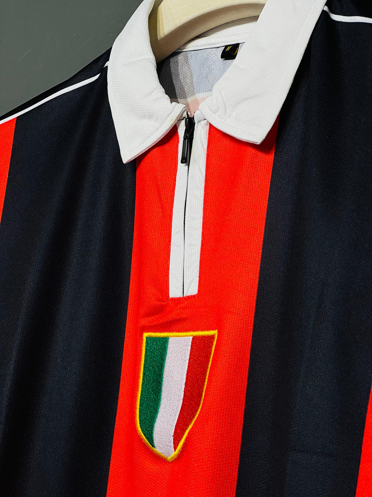 MALDINI AC MILAN SPECIAL KIT POLO EMBROIDERY FIVE SLEEVE