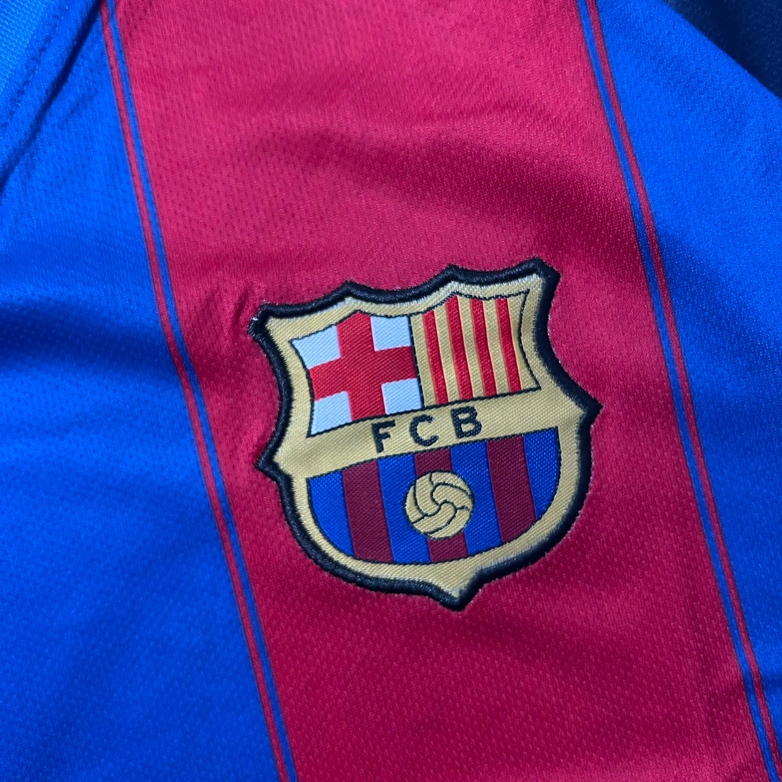 RONALDHINO FC BARCELONA 2003-04 HOME KIT EMBROIDERY