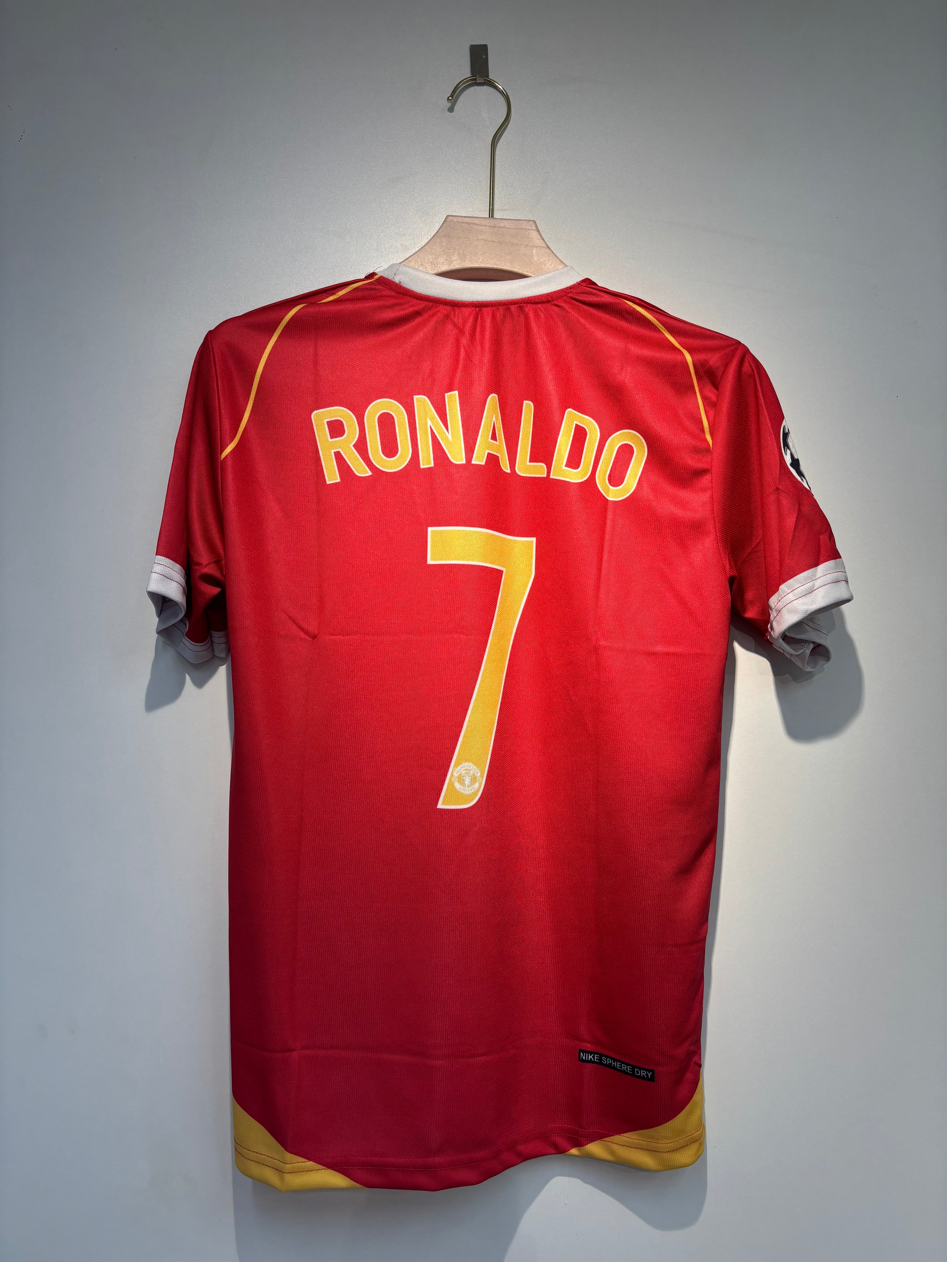 RONALDO MAN UNITED 2006-2007 HOME KIT